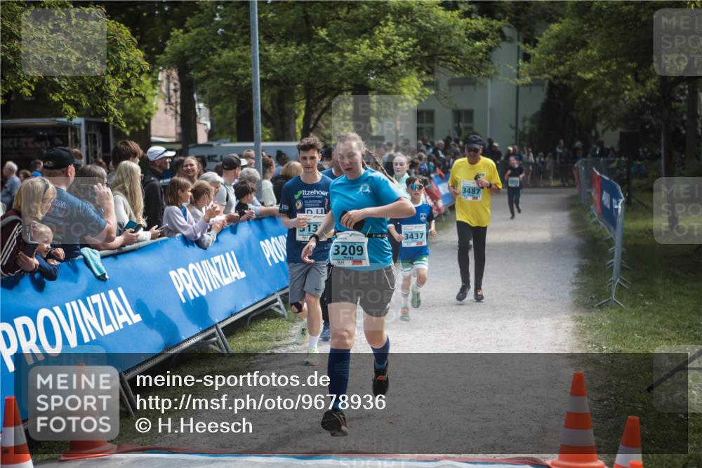 09.05.2026 - Störlauf H.Heesch http://msf.ph/oto/9678936 09.05.2026 16:30:59 Ziel 4, 513, 3209, 3437, 3487 meine-sportfotos.de