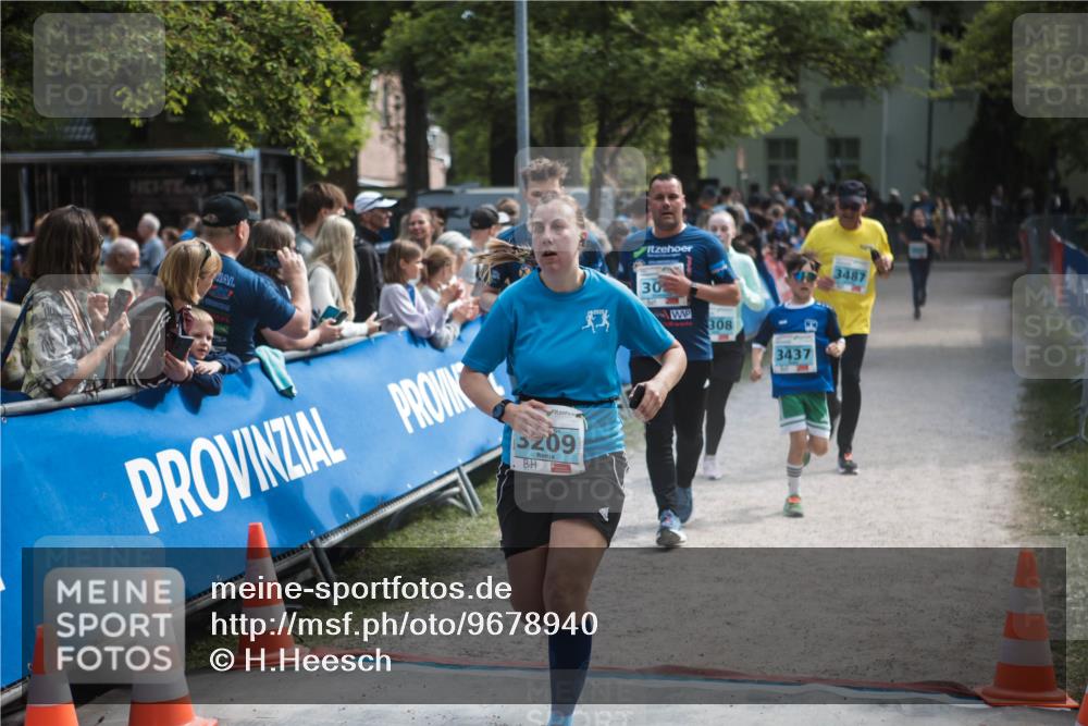 09.05.2026 - Störlauf H.Heesch http://msf.ph/oto/9678940 09.05.2026 16:30:59 Ziel 5209, 30, 308, 3437, 3487 meine-sportfotos.de