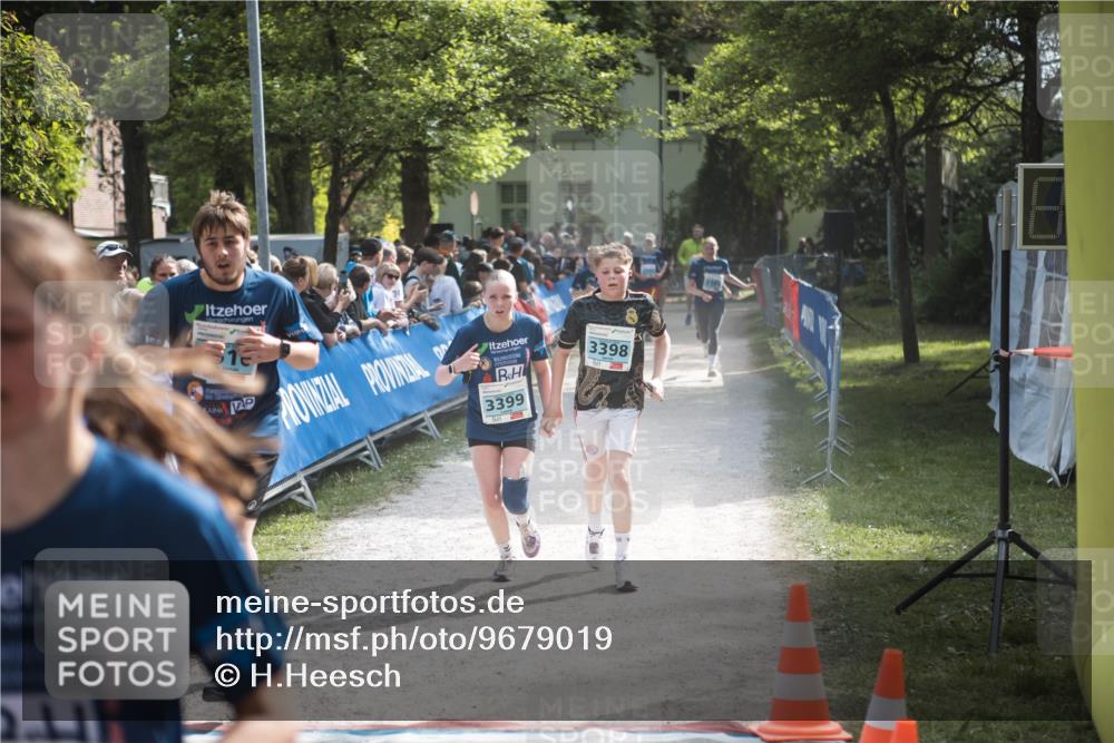 09.05.2026 - Störlauf H.Heesch http://msf.ph/oto/9679019 09.05.2026 16:31:20 Ziel 3399, 3398 meine-sportfotos.de