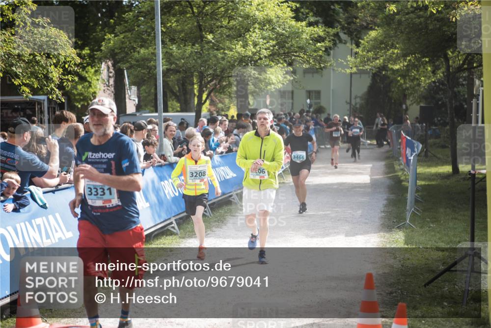 09.05.2026 - Störlauf H.Heesch http://msf.ph/oto/9679041 09.05.2026 16:31:29 Ziel 1, 991, 3331, 3208, 06, 3466 meine-sportfotos.de