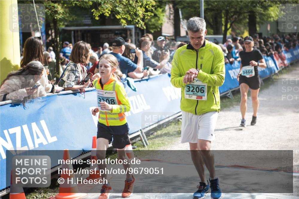 09.05.2026 - Störlauf H.Heesch http://msf.ph/oto/9679051 09.05.2026 16:31:31 Ziel 3466, 3208, 3206 meine-sportfotos.de