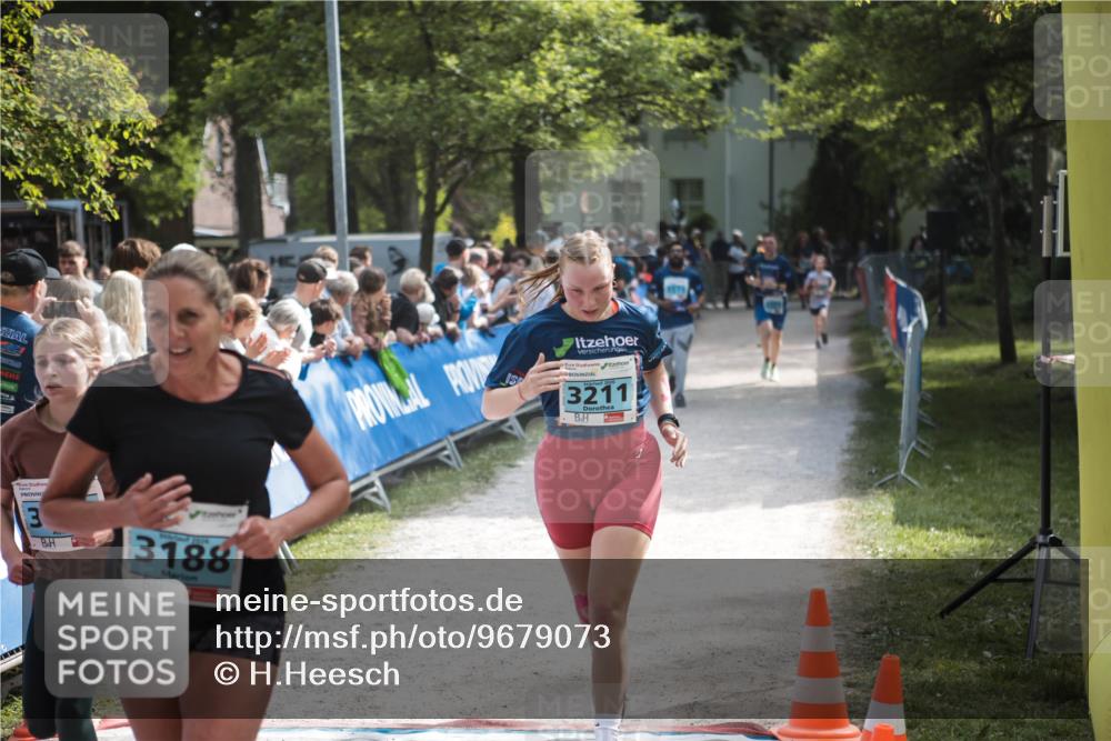 09.05.2026 - Störlauf H.Heesch http://msf.ph/oto/9679073 09.05.2026 16:31:49 Ziel 3188, 3211 meine-sportfotos.de