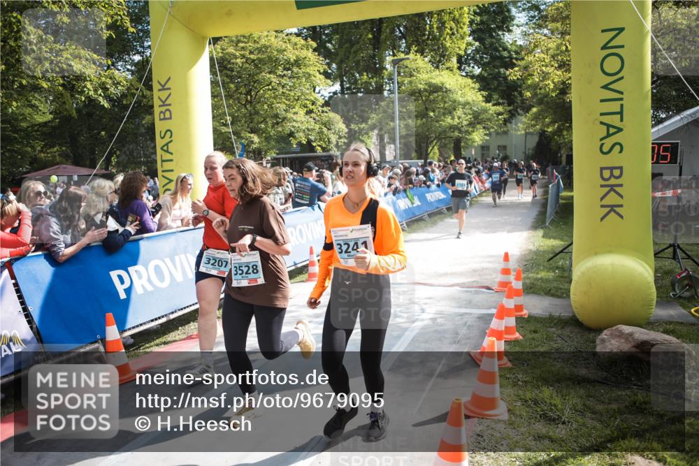 09.05.2026 - Störlauf H.Heesch http://msf.ph/oto/9679095 09.05.2026 16:32:07 Ziel 3207, 3528, 3241 meine-sportfotos.de