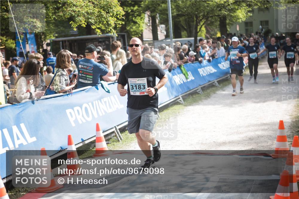 09.05.2026 - Störlauf H.Heesch http://msf.ph/oto/9679098 09.05.2026 16:32:09 Ziel 3242, 3834, 3095, 3183, 34066 meine-sportfotos.de