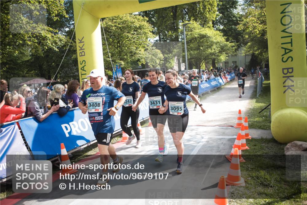 09.05.2026 - Störlauf H.Heesch http://msf.ph/oto/9679107 09.05.2026 16:32:13 Ziel 3408, 242, 3431, 3095, 3123 meine-sportfotos.de