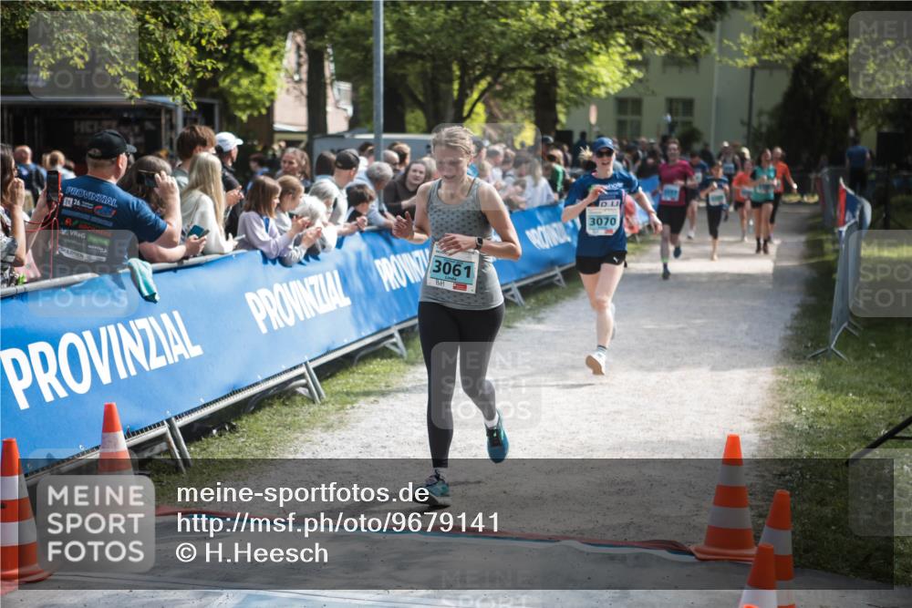 09.05.2026 - Störlauf H.Heesch http://msf.ph/oto/9679141 09.05.2026 16:32:47 Ziel 26, 3061, 3070 meine-sportfotos.de