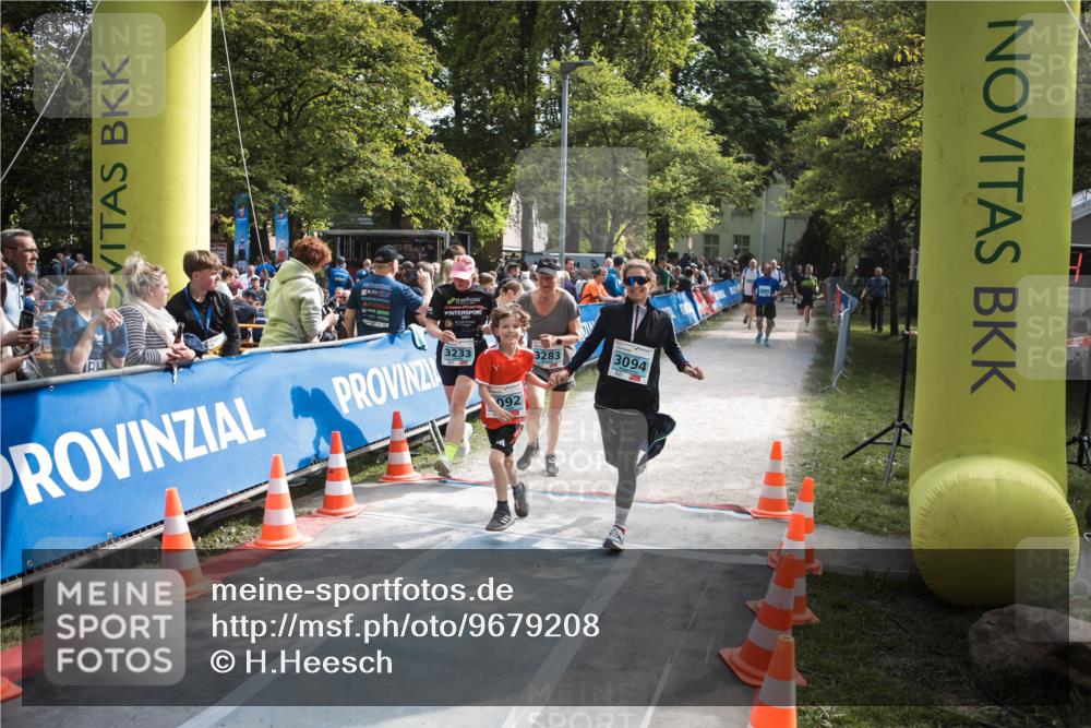 09.05.2026 - Störlauf H.Heesch http://msf.ph/oto/9679208 09.05.2026 16:33:46 Ziel 3233, 092, 3094 meine-sportfotos.de
