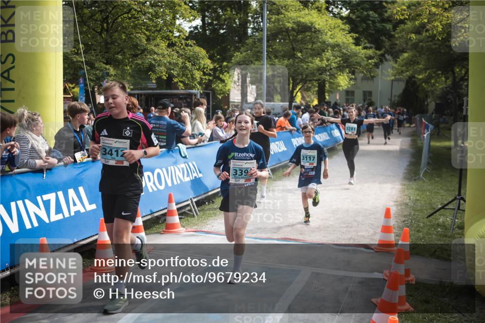09.05.2026 - Störlauf H.Heesch http://msf.ph/oto/9679234 09.05.2026 16:33:59 Ziel 3412, 339, 3117, 3281 meine-sportfotos.de