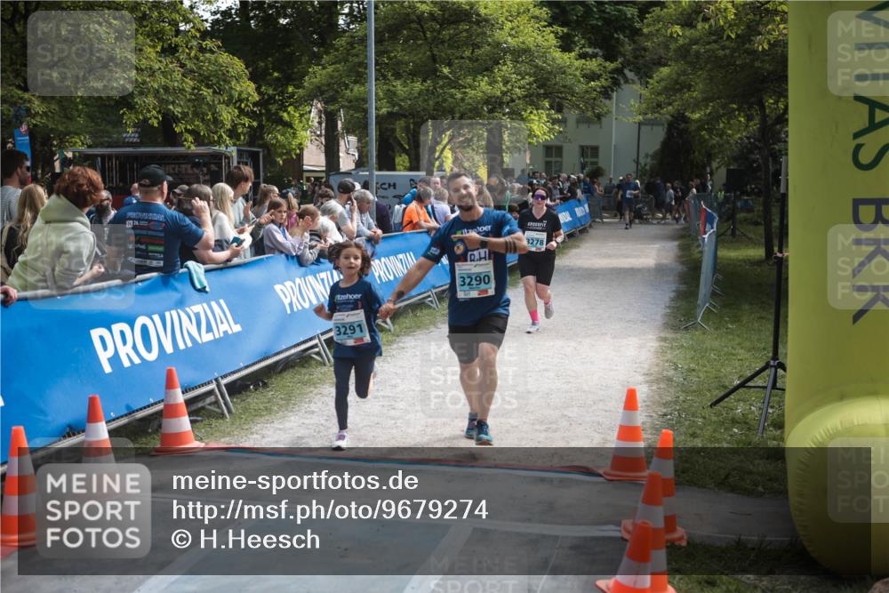 09.05.2026 - Störlauf H.Heesch http://msf.ph/oto/9679274 09.05.2026 16:34:19 Ziel 3291, 3290, 3278 meine-sportfotos.de