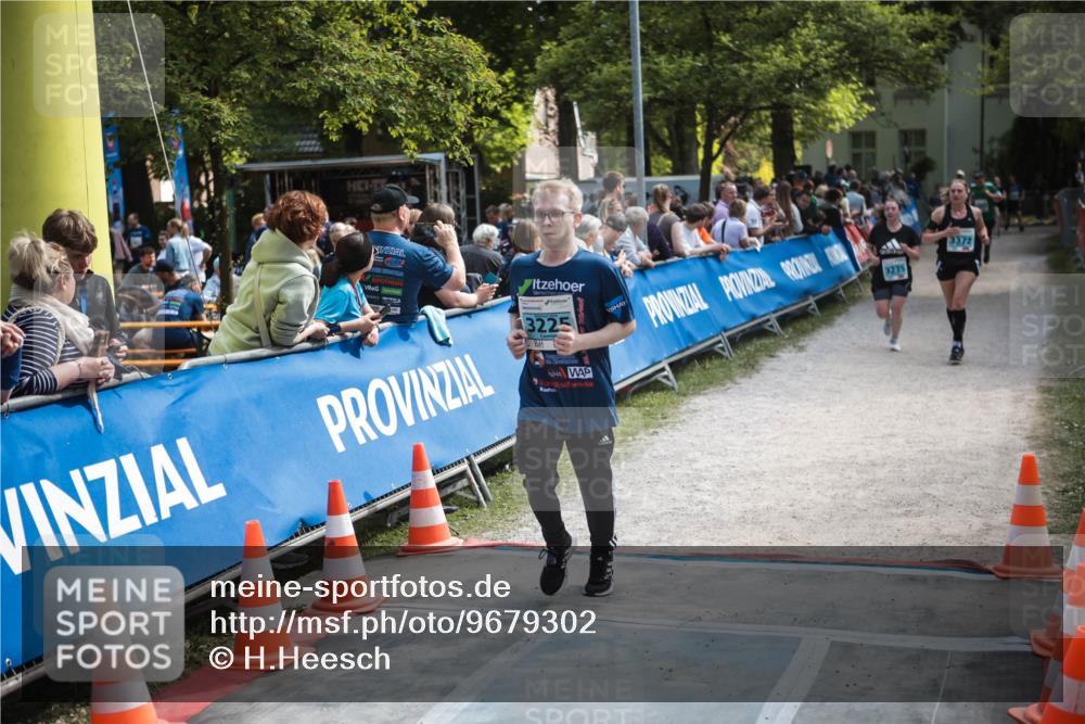 09.05.2026 - Störlauf H.Heesch http://msf.ph/oto/9679302 09.05.2026 16:35:06 Ziel 3225, 3235, 3372 meine-sportfotos.de