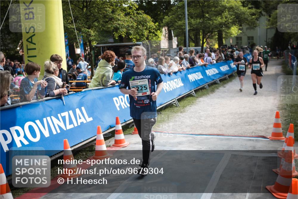 09.05.2026 - Störlauf H.Heesch http://msf.ph/oto/9679304 09.05.2026 16:35:06 Ziel 15, 225, 3235, 3372 meine-sportfotos.de