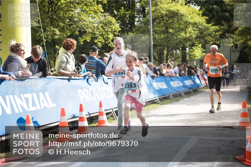 09.05.2026 - Störlauf H.Heesch http://msf.ph/oto/9679370 09.05.2026 16:36:22 Ziel 3383, 3388, 3495 meine-sportfotos.de