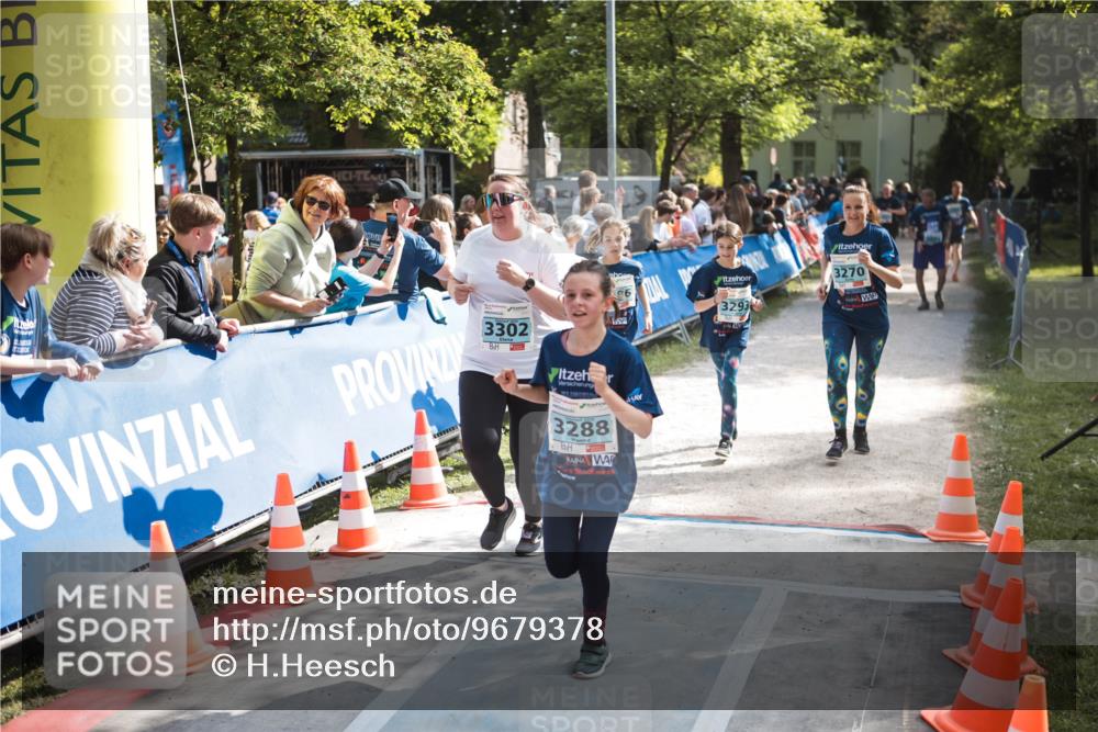 09.05.2026 - Störlauf H.Heesch http://msf.ph/oto/9679378 09.05.2026 16:36:30 Ziel 3270, 86, 3293, 3302, 3288 meine-sportfotos.de
