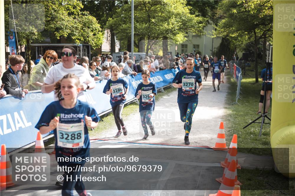 09.05.2026 - Störlauf H.Heesch http://msf.ph/oto/9679379 09.05.2026 16:36:31 Ziel 3288, 3286, 329, 3270 meine-sportfotos.de
