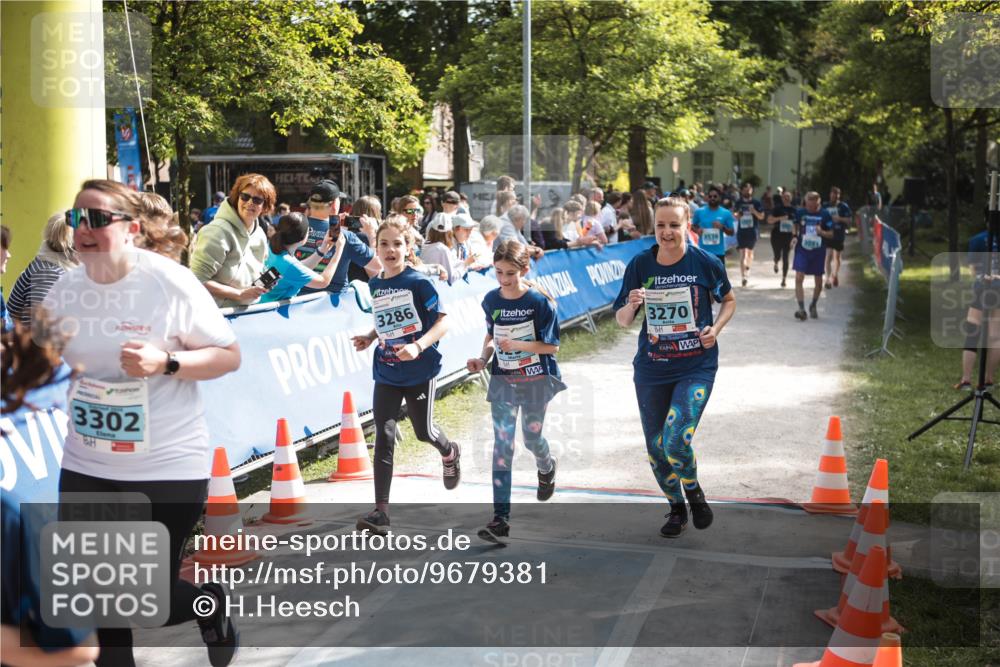 09.05.2026 - Störlauf H.Heesch http://msf.ph/oto/9679381 09.05.2026 16:36:31 Ziel 3302, 3286, 3270, 3539 meine-sportfotos.de