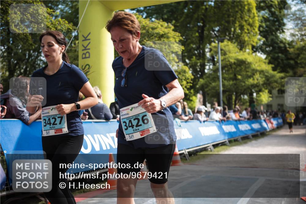 09.05.2026 - Störlauf H.Heesch http://msf.ph/oto/9679421 09.05.2026 16:37:29 Ziel 2026, 3427, 2026, 3426 meine-sportfotos.de