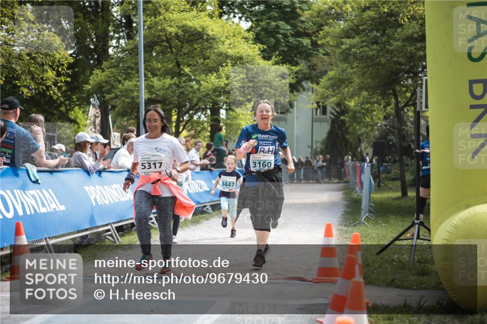 09.05.2026 - Störlauf H.Heesch http://msf.ph/oto/9679430 09.05.2026 16:37:48 Ziel 5317, 86, 3447, 3160 meine-sportfotos.de