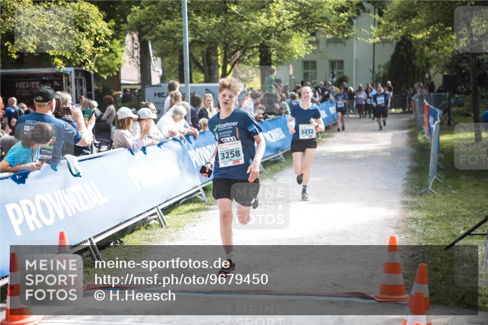 09.05.2026 - Störlauf H.Heesch http://msf.ph/oto/9679450 09.05.2026 16:38:18 Ziel 2, 3258, 3432 meine-sportfotos.de