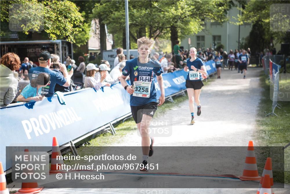 09.05.2026 - Störlauf H.Heesch http://msf.ph/oto/9679451 09.05.2026 16:38:18 Ziel 26, 3258, 3432 meine-sportfotos.de