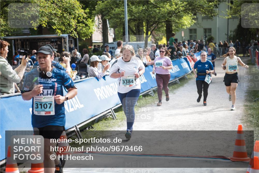 09.05.2026 - Störlauf H.Heesch http://msf.ph/oto/9679466 09.05.2026 16:38:30 Ziel 3107, 21, 3384, 3493, 3450 meine-sportfotos.de