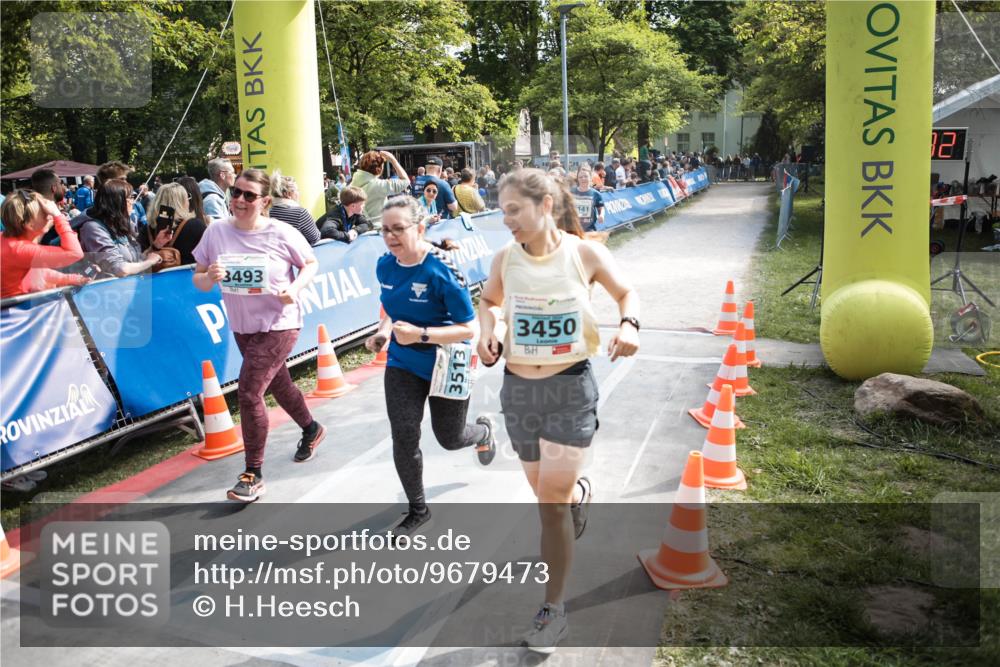 09.05.2026 - Störlauf H.Heesch http://msf.ph/oto/9679473 09.05.2026 16:38:34 Ziel 3493, 3513, 3450 meine-sportfotos.de