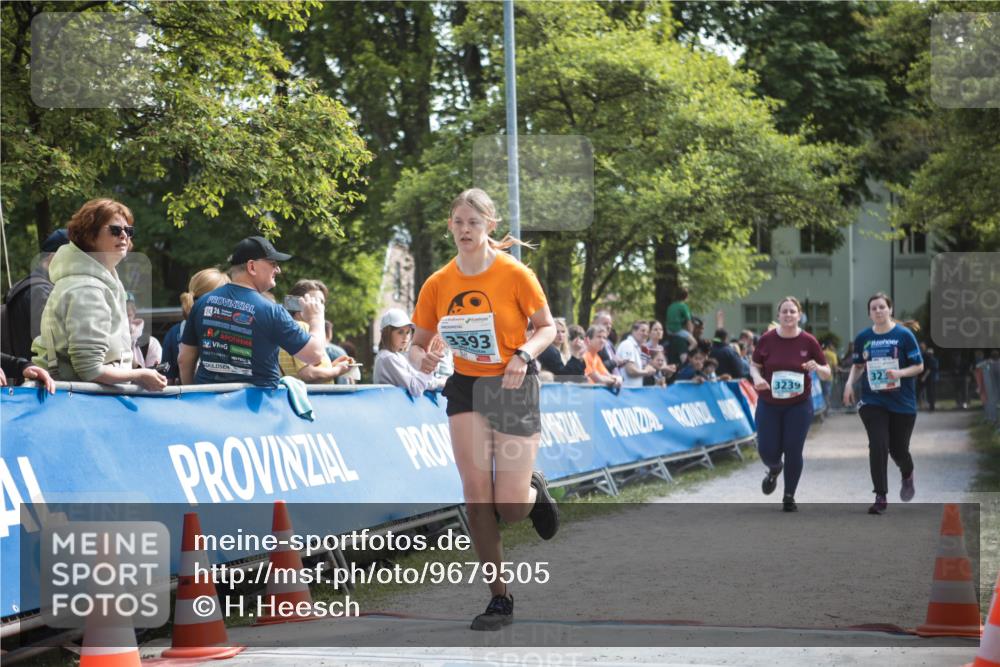 09.05.2026 - Störlauf H.Heesch http://msf.ph/oto/9679505 09.05.2026 16:39:16 Ziel 3393, 3239, 323 meine-sportfotos.de