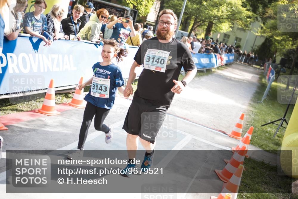 09.05.2026 - Störlauf H.Heesch http://msf.ph/oto/9679521 09.05.2026 16:39:52 Ziel 4095, 3143, 3140 meine-sportfotos.de