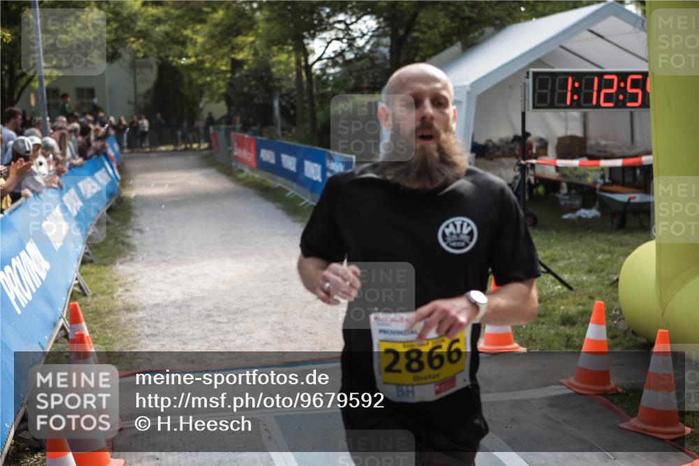 09.05.2026 - Störlauf H.Heesch http://msf.ph/oto/9679592 09.05.2026 16:43:00 Ziel 2866, 8, 02, 5 meine-sportfotos.de
