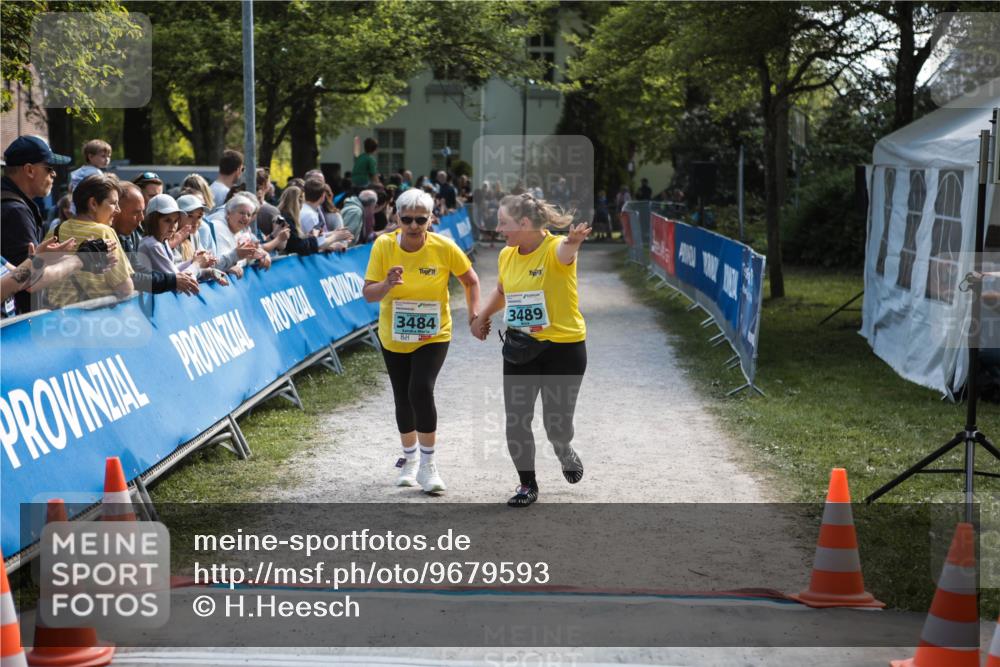 09.05.2026 - Störlauf H.Heesch http://msf.ph/oto/9679593 09.05.2026 16:43:34 Ziel 1111, 3484, 3489 meine-sportfotos.de