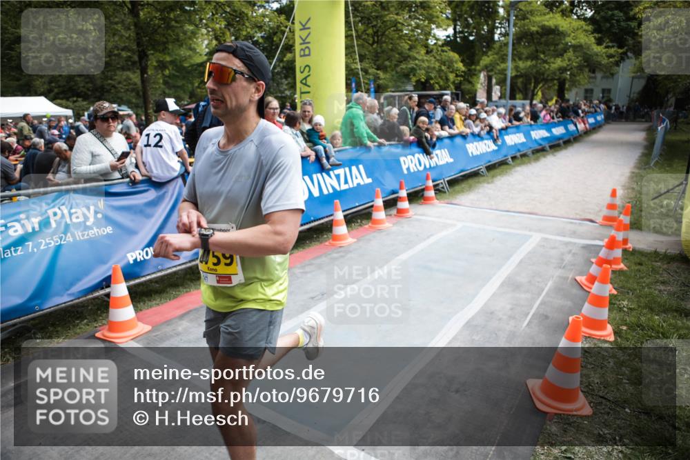 09.05.2026 - Störlauf H.Heesch http://msf.ph/oto/9679716 09.05.2026 16:57:24 Ziel 12, 7, 25524, 59 meine-sportfotos.de