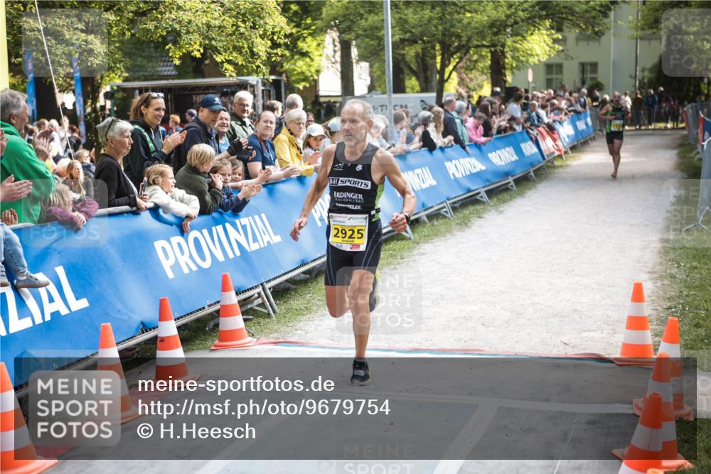 09.05.2026 - Störlauf H.Heesch http://msf.ph/oto/9679754 09.05.2026 17:00:24 Ziel 2925 meine-sportfotos.de