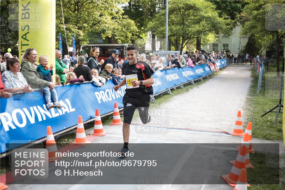 09.05.2026 - Störlauf H.Heesch http://msf.ph/oto/9679795 09.05.2026 17:02:39 Ziel 25, 7, 12 meine-sportfotos.de