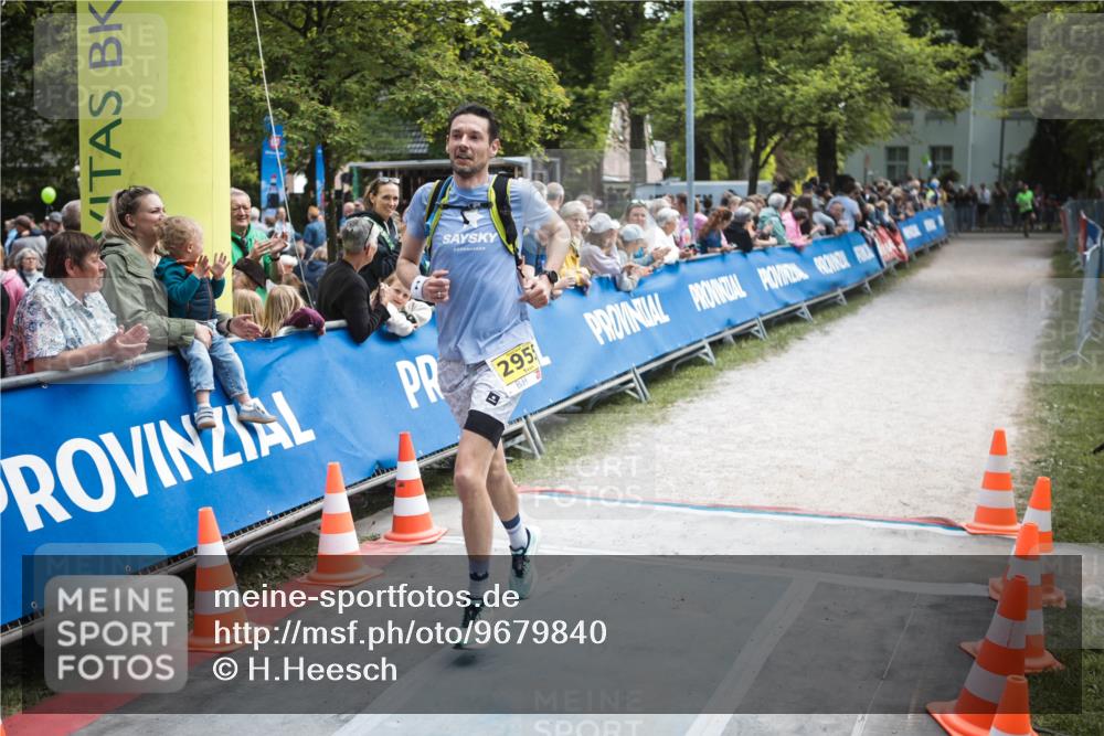 09.05.2026 - Störlauf H.Heesch http://msf.ph/oto/9679840 09.05.2026 17:04:36 Ziel 295 meine-sportfotos.de