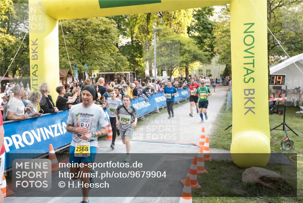 09.05.2026 - Störlauf H.Heesch http://msf.ph/oto/9679904 09.05.2026 17:27:20 Ziel 2568, 382, 3794, 576, 2799, 88 meine-sportfotos.de