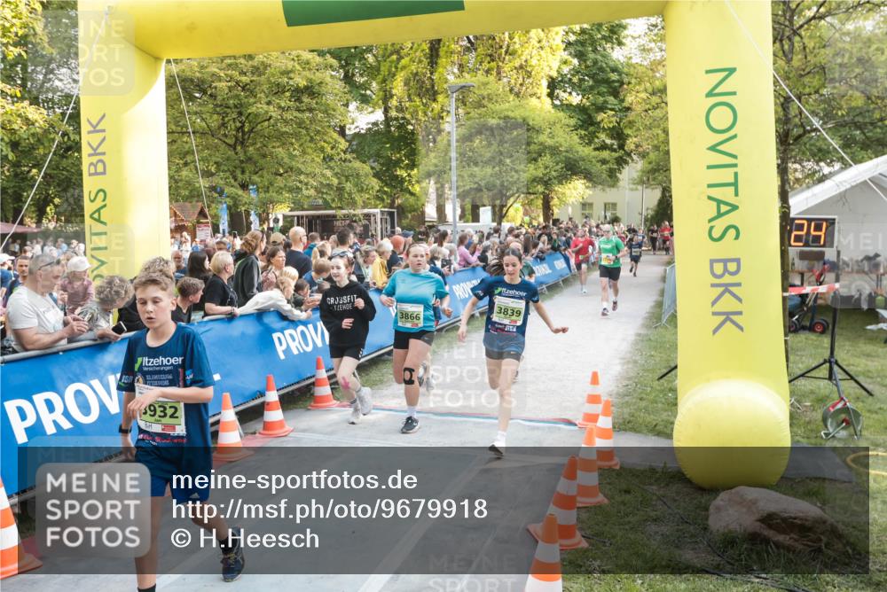 09.05.2026 - Störlauf H.Heesch http://msf.ph/oto/9679918 09.05.2026 17:27:29 Ziel 932, 3839 meine-sportfotos.de