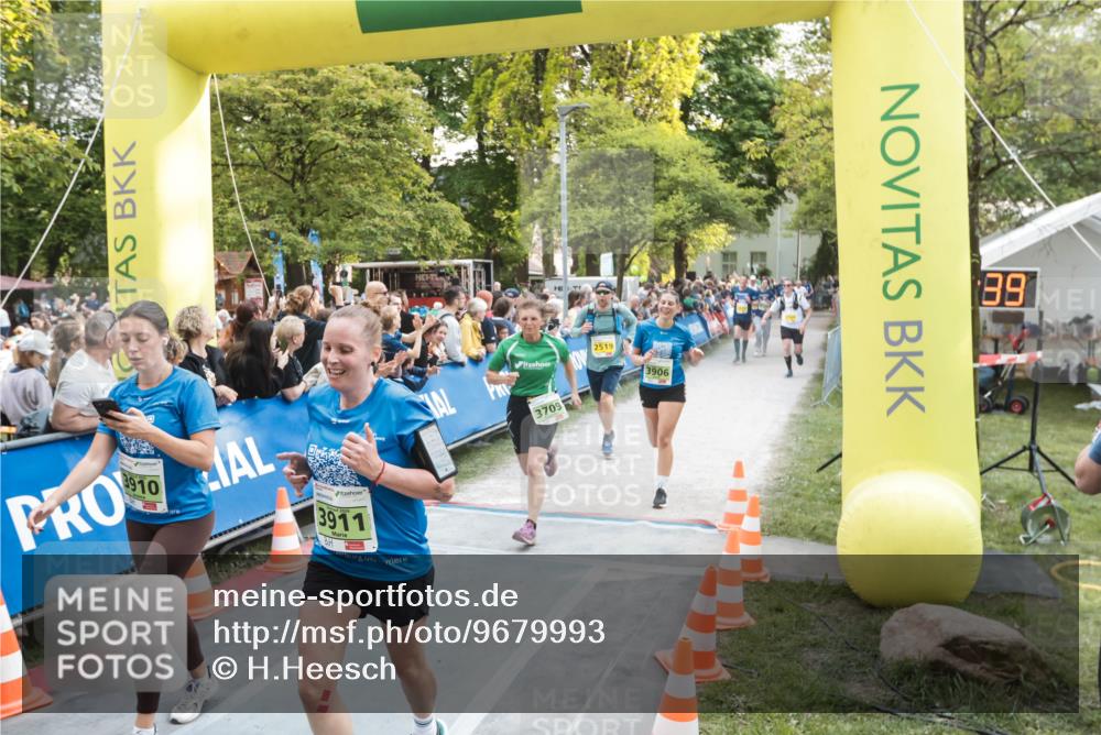 09.05.2026 - Störlauf H.Heesch http://msf.ph/oto/9679993 09.05.2026 17:28:45 Ziel 3911, 3709, 89 meine-sportfotos.de
