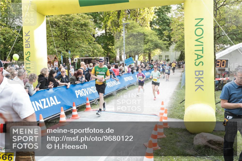 09.05.2026 - Störlauf H.Heesch http://msf.ph/oto/9680122 09.05.2026 17:30:36 Ziel 566, 80 meine-sportfotos.de