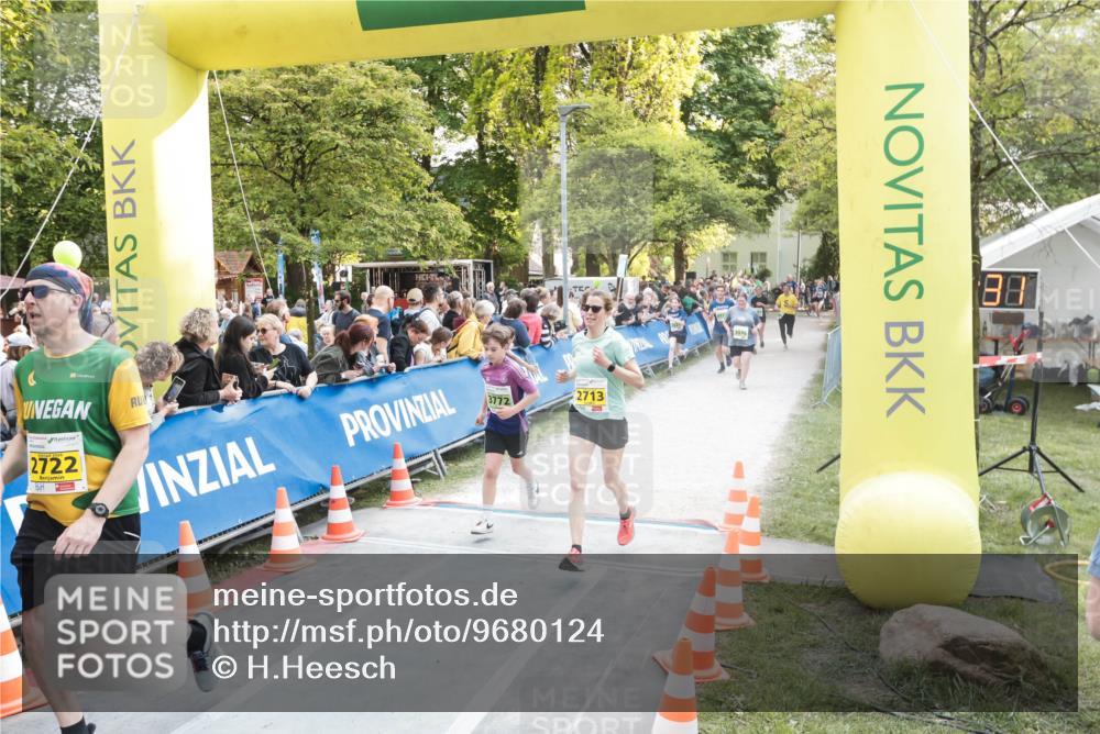 09.05.2026 - Störlauf H.Heesch http://msf.ph/oto/9680124 09.05.2026 17:30:37 Ziel 2722, 3777, 2713 meine-sportfotos.de