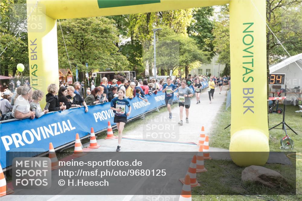 09.05.2026 - Störlauf H.Heesch http://msf.ph/oto/9680125 09.05.2026 17:30:40 Ziel 3973, 3976, 88 meine-sportfotos.de