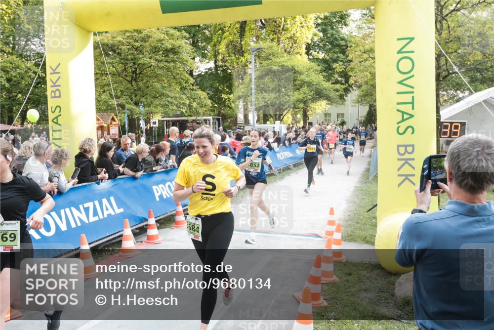 09.05.2026 - Störlauf H.Heesch http://msf.ph/oto/9680134 09.05.2026 17:30:45 Ziel 88, 69 meine-sportfotos.de