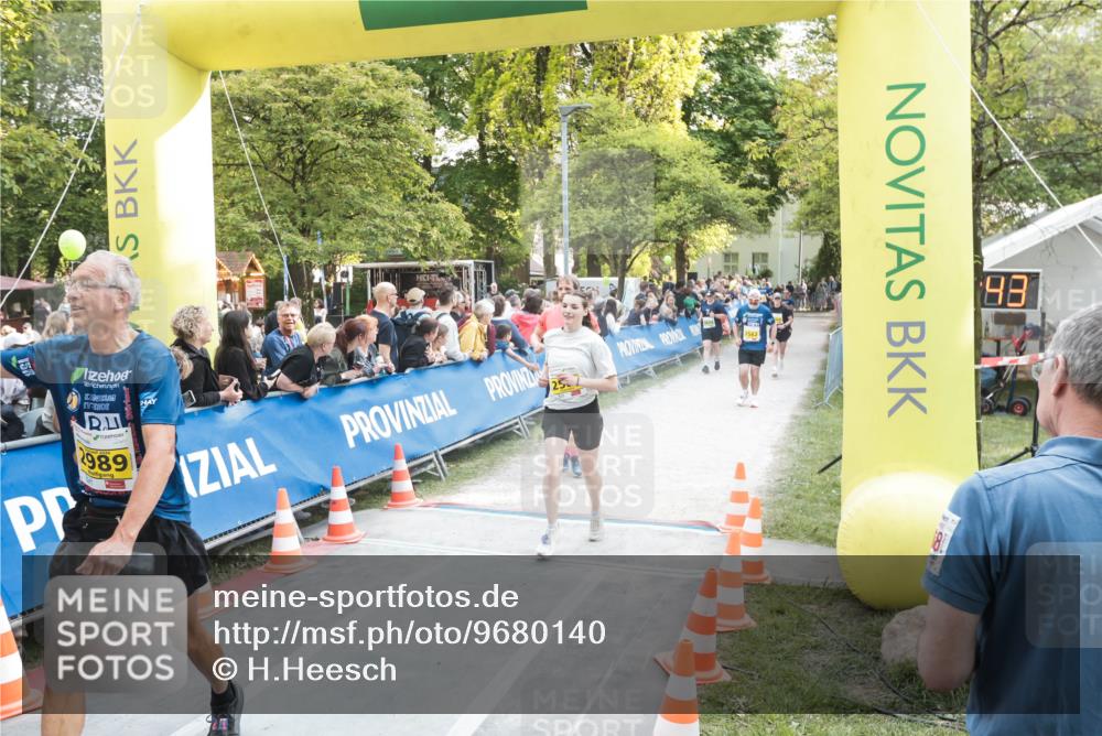 09.05.2026 - Störlauf H.Heesch http://msf.ph/oto/9680140 09.05.2026 17:30:49 Ziel 989 meine-sportfotos.de