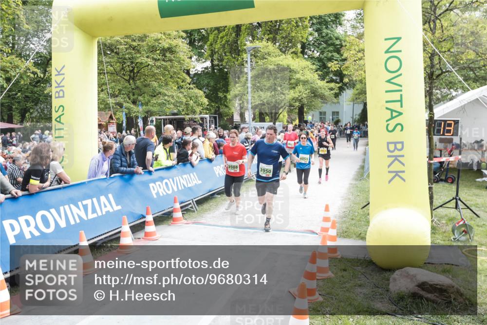 09.05.2026 - Störlauf H.Heesch http://msf.ph/oto/9680314 09.05.2026 17:34:19 Ziel 3988, 3950, 3950, 188 meine-sportfotos.de