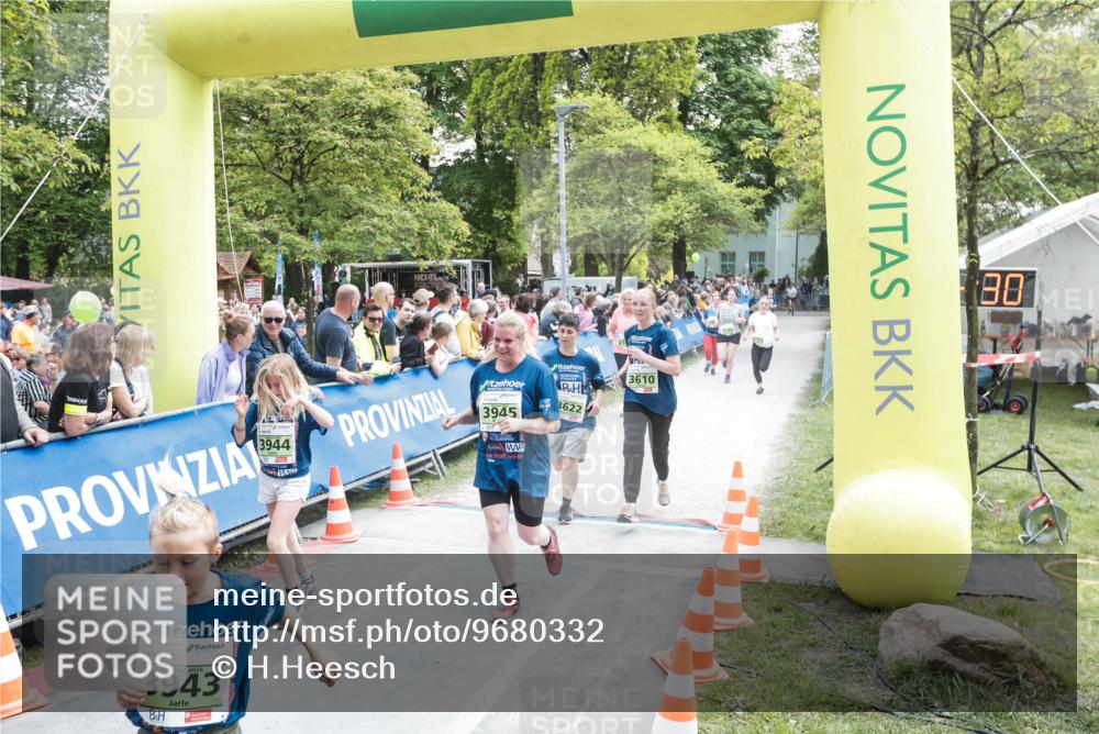 09.05.2026 - Störlauf H.Heesch http://msf.ph/oto/9680332 09.05.2026 17:34:35 Ziel 3610, 8622, 3944, 3945, 2026, 3943, 80 meine-sportfotos.de