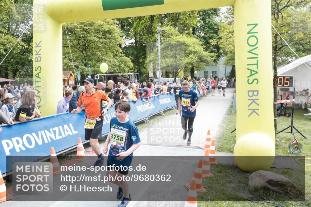 09.05.2026 - Störlauf H.Heesch http://msf.ph/oto/9680362 09.05.2026 17:35:11 Ziel 195, 2977, 3758, 15, 2881, 05 meine-sportfotos.de