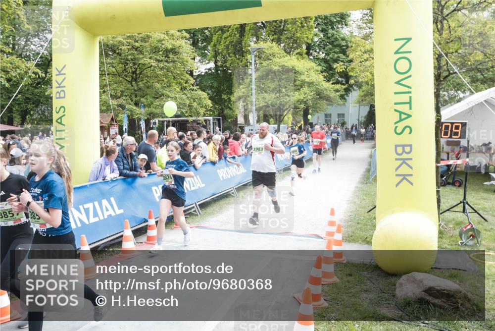 09.05.2026 - Störlauf H.Heesch http://msf.ph/oto/9680368 09.05.2026 17:35:15 Ziel 385, 3983, 09 meine-sportfotos.de