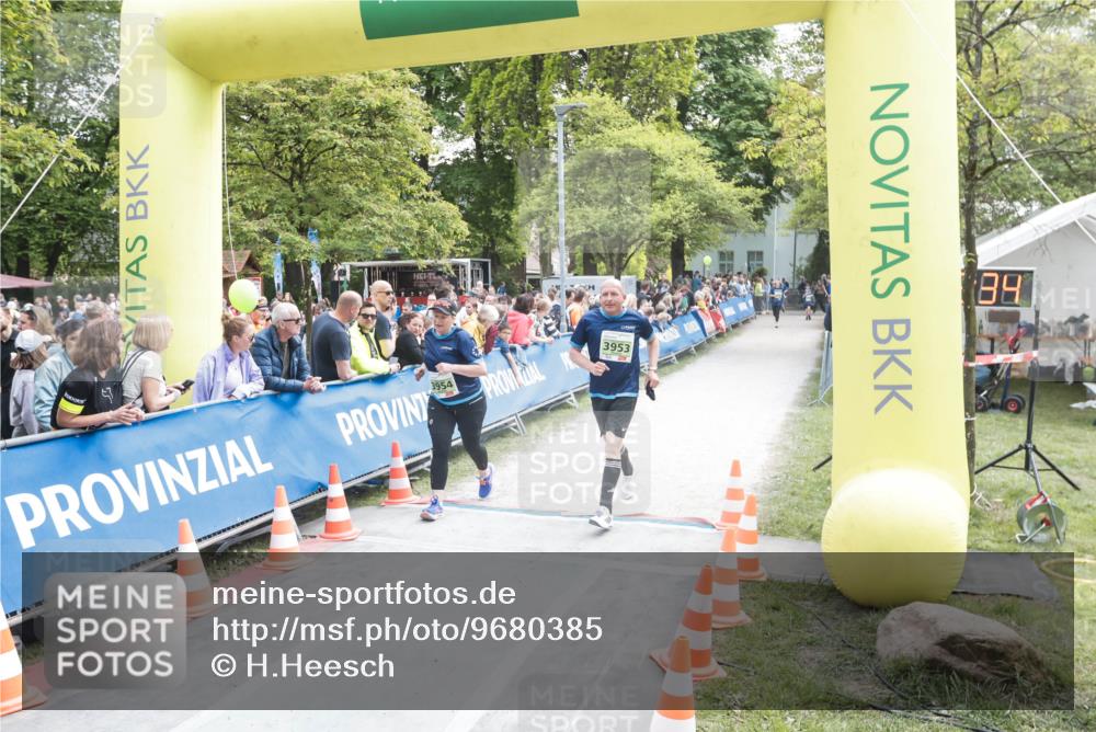 09.05.2026 - Störlauf H.Heesch http://msf.ph/oto/9680385 09.05.2026 17:35:39 Ziel 3954, 3953, 89 meine-sportfotos.de