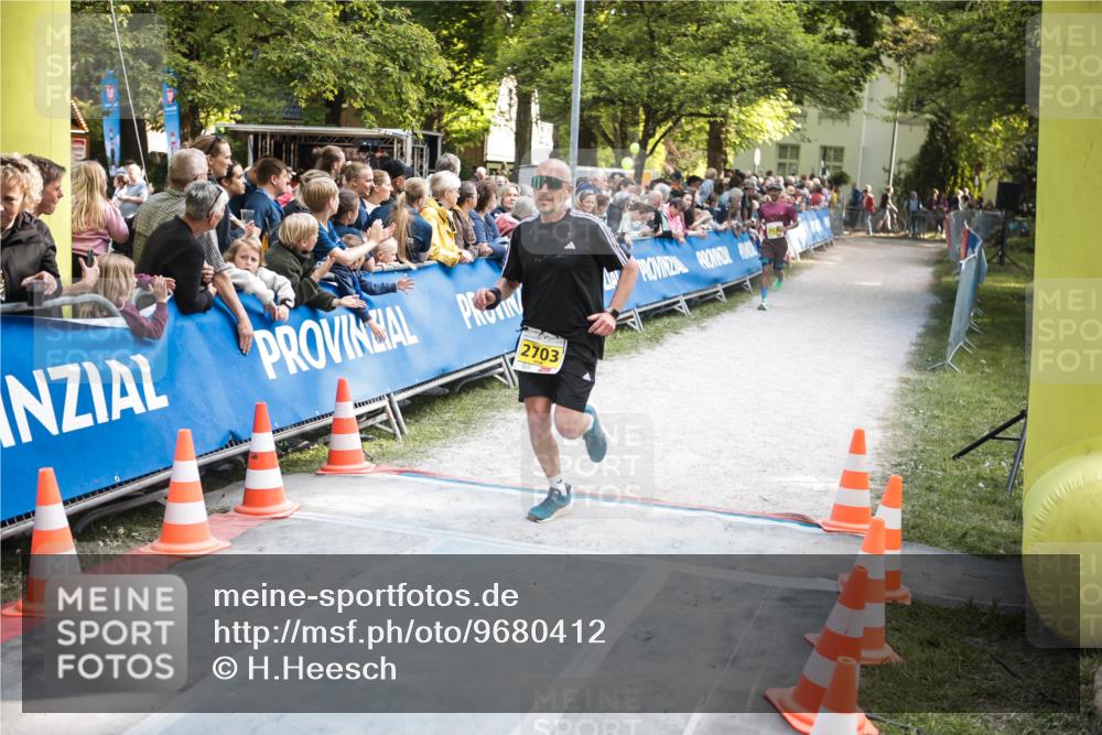 09.05.2026 - Störlauf H.Heesch http://msf.ph/oto/9680412 09.05.2026 17:15:14 Ziel 2703 meine-sportfotos.de