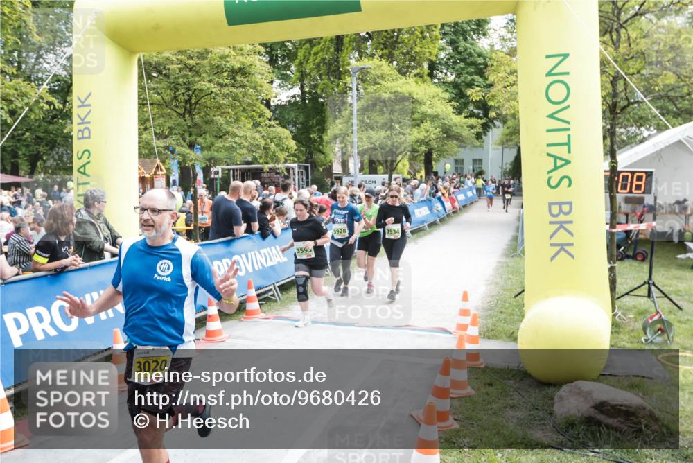 09.05.2026 - Störlauf H.Heesch http://msf.ph/oto/9680426 09.05.2026 17:37:13 Ziel 3020, 3595, 08 meine-sportfotos.de