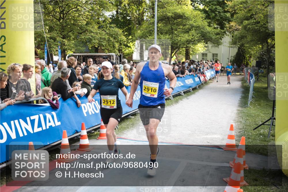 09.05.2026 - Störlauf H.Heesch http://msf.ph/oto/9680490 09.05.2026 17:16:16 Ziel 2912, 2910 meine-sportfotos.de