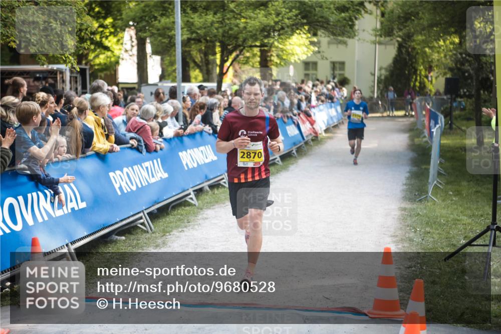 09.05.2026 - Störlauf H.Heesch http://msf.ph/oto/9680528 09.05.2026 17:16:30 Ziel 2870 meine-sportfotos.de